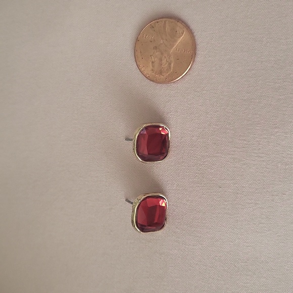 Earrings - Picture 4 of 4